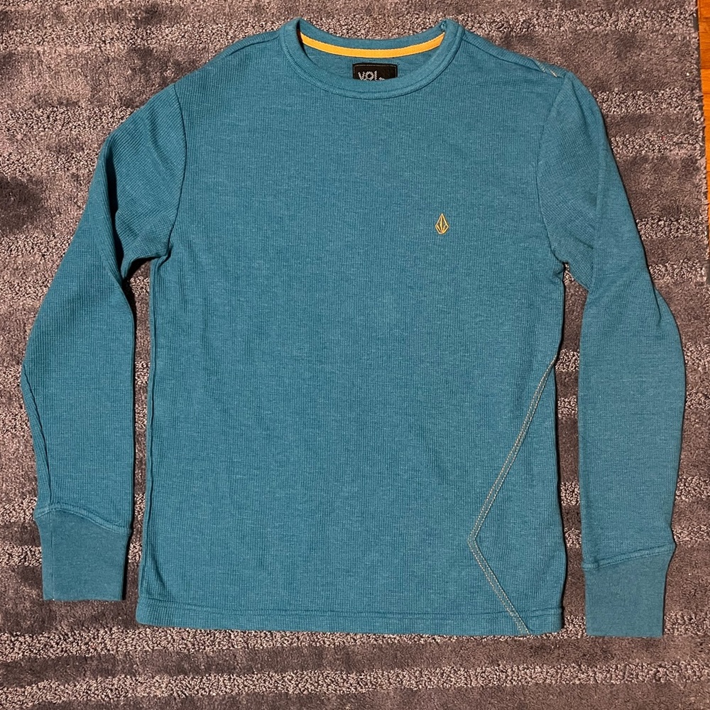 Volcom thermal shirt